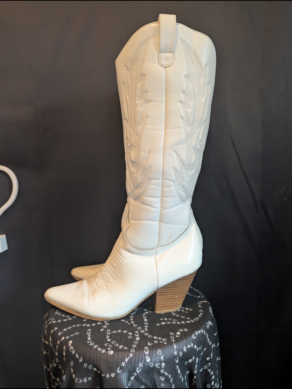 Women's White Western Knee-High Boot with Stacked Heel Western Coastal Cowgirl
